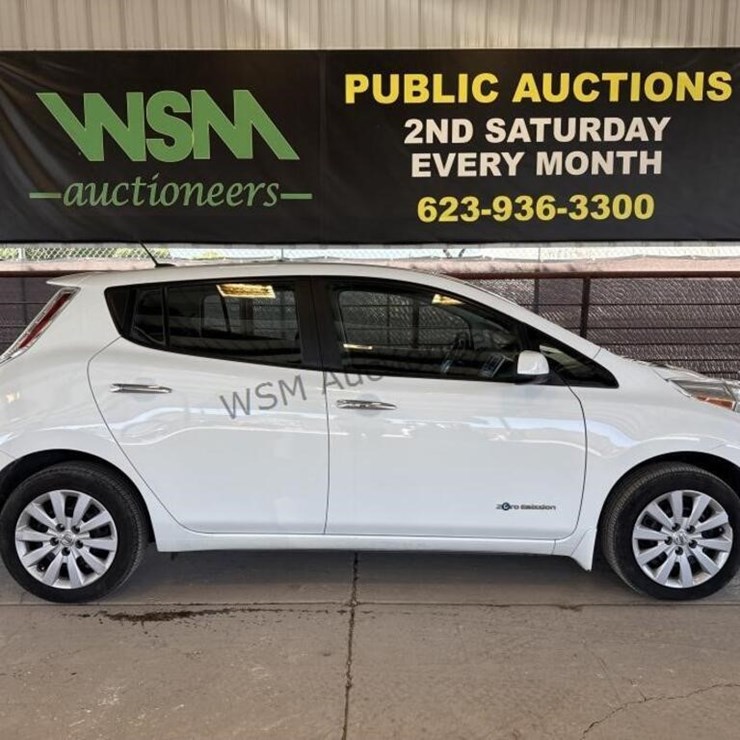 2015 Nissan Leaf S Hatchback