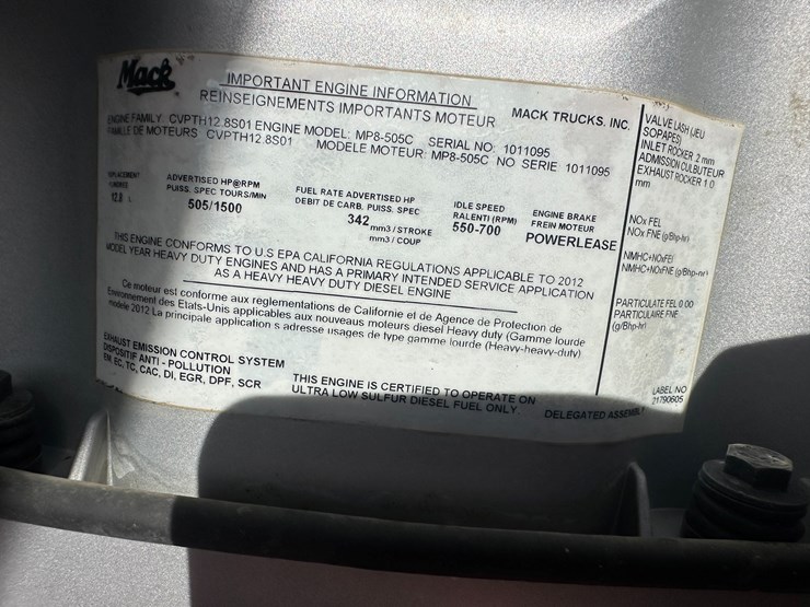 #35229-•-2013-mack-chu-t/a-daycab-truck-tractor-image-48