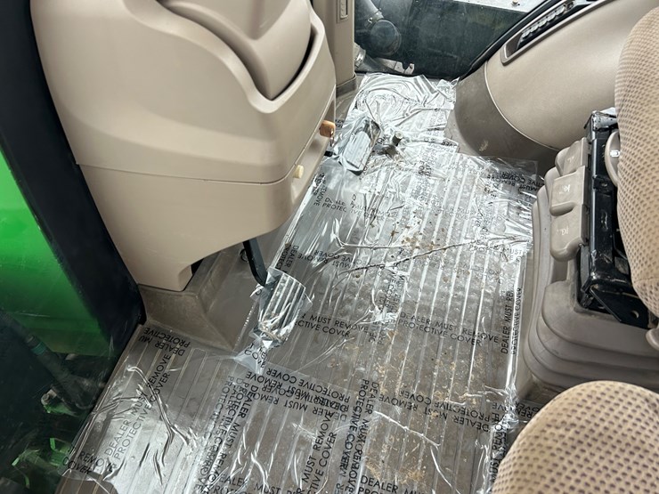 john-deere-9560-image-24