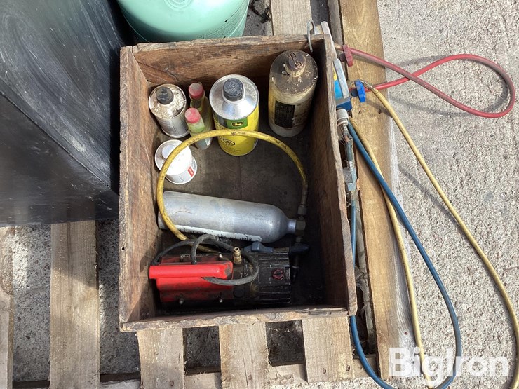 a/c-repair-parts-w/-toolbox-image-17