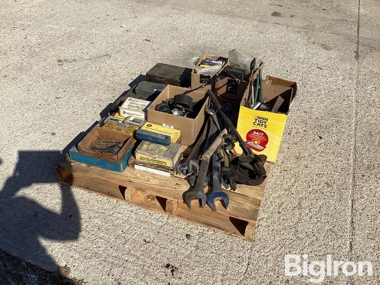 large-end-wrenches,-sockets,-o-ring-kits,-miscellaneous-tools-&-hardware-image-5