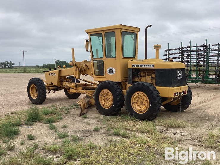 john-deere-570-image-7