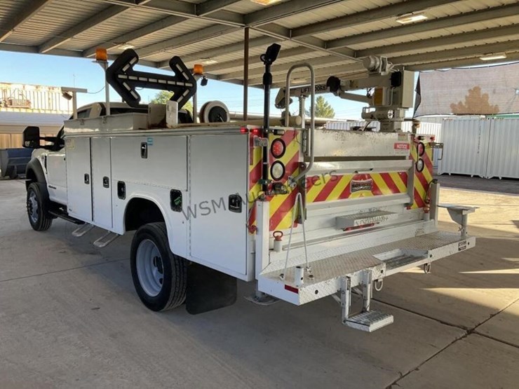 2017-ford-f550-image-5