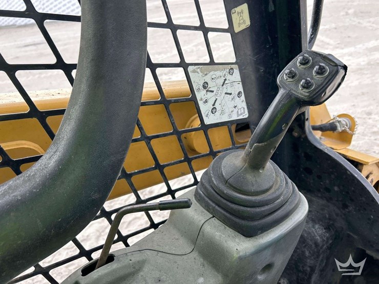 2019-caterpillar-259d-image-15