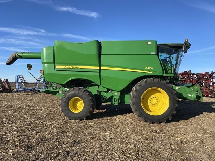 john-deere-s670-image-1