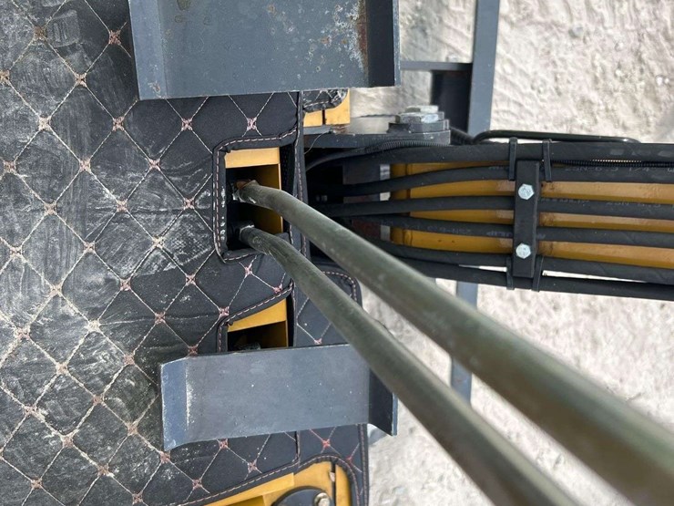 unused-2024-agt-h15-mini-excavator-image-11