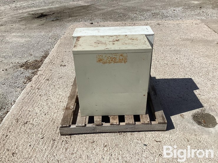 parts-cabinet-&-2-drawer-filing-cabinet-image-4