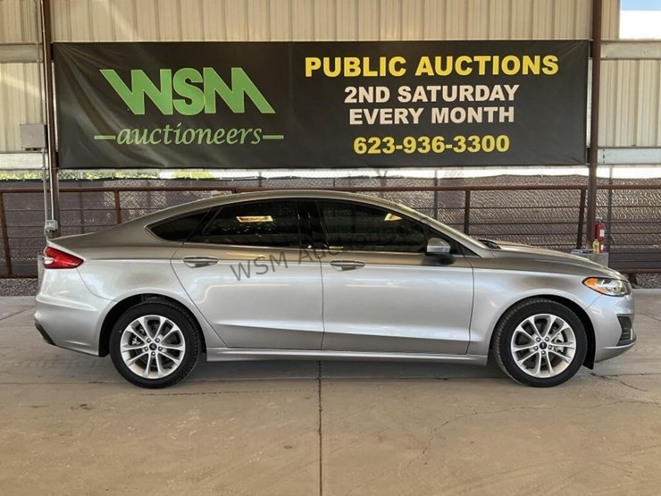 2020-ford-fusion-hybrid-sdn-image-1