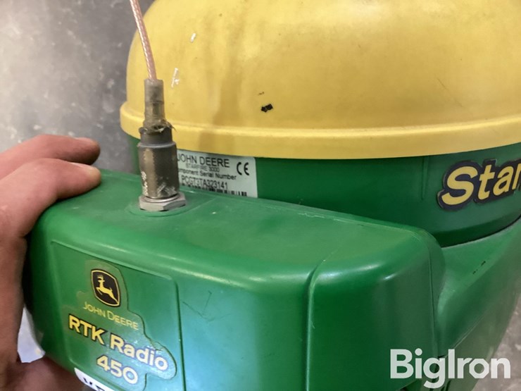 2011-john-deere-3000-image-11