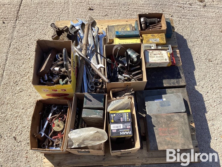 large-end-wrenches,-sockets,-o-ring-kits,-miscellaneous-tools-&-hardware-image-9