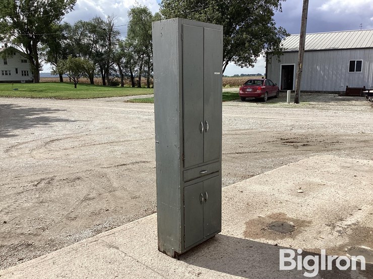 wood-cabinet-image-3