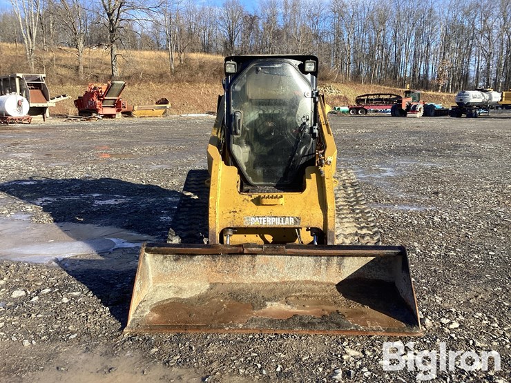 caterpillar-279c2-image-2