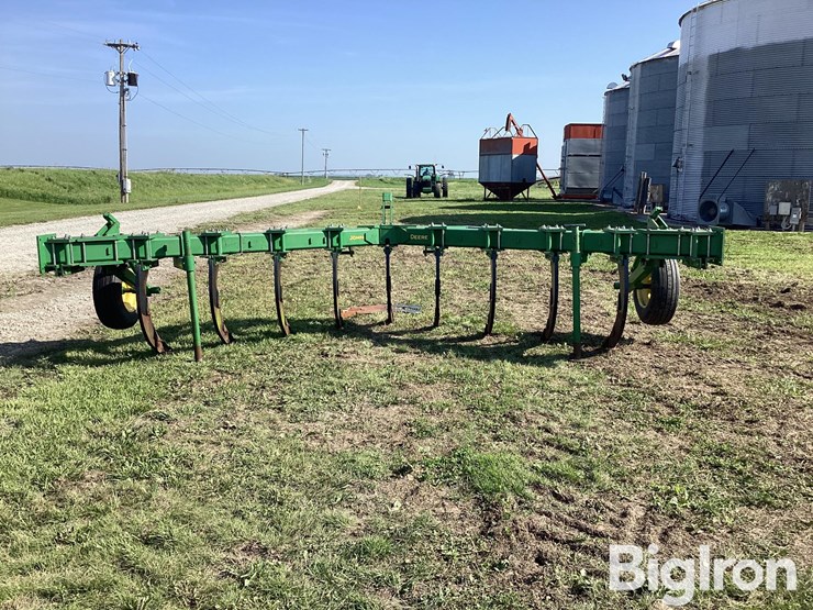 2013-john-deere-915-image-6