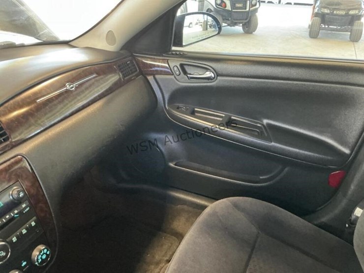 2014-chevrolet-impala-sdn-image-18