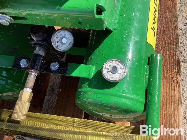 john-deere-am2-ph09-08j-portable-air-compressor-image-15