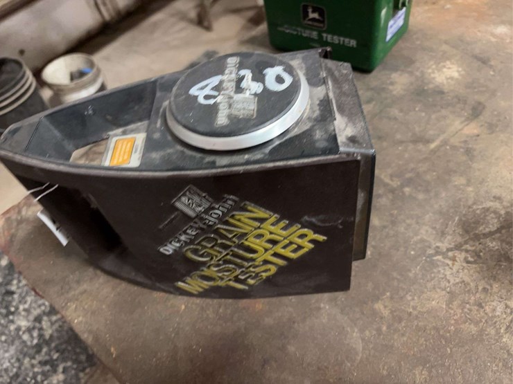 dickey-john-moisture-tester-image-3