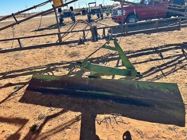 8-foot-blade-image-1