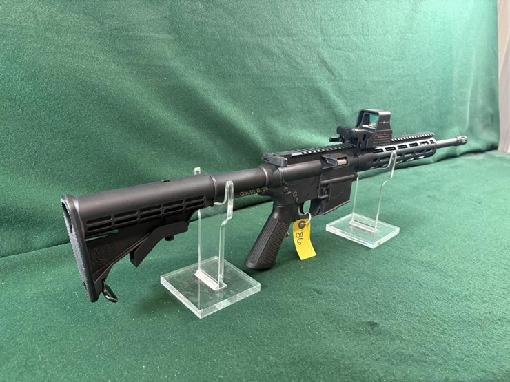 smith-&-wesson-m&p-15-22-22lr-rifle-image-2