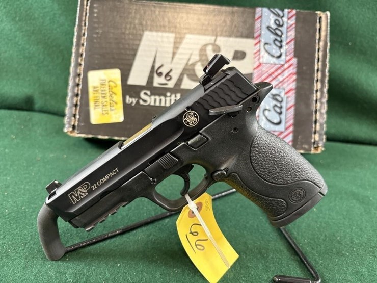 smith-&-wesson-m&p-22-compact-22lr-pistol-image-5