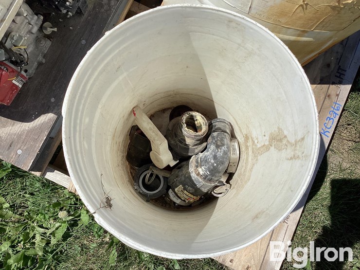 gas-engine-&-pump-w/-hoses-image-9