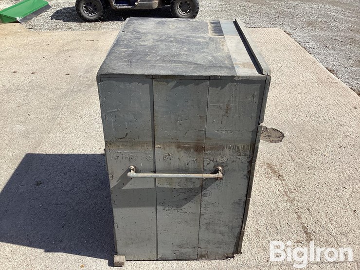 6-drawer-wooden-cabinet-image-11