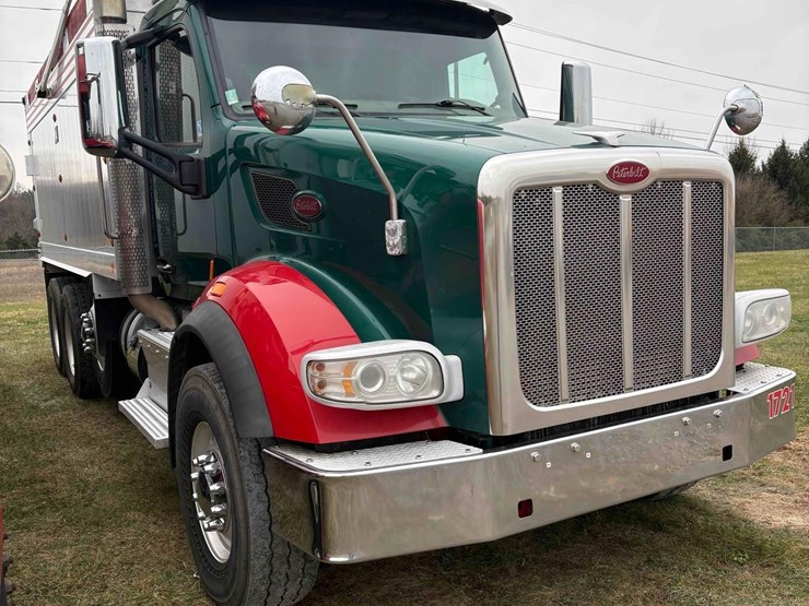 peterbilt-567-image-2