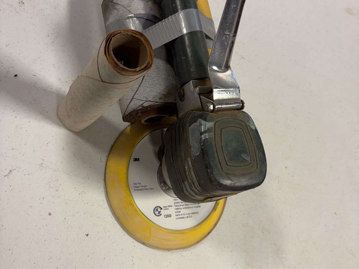 d/a-orbital-sander-image-1