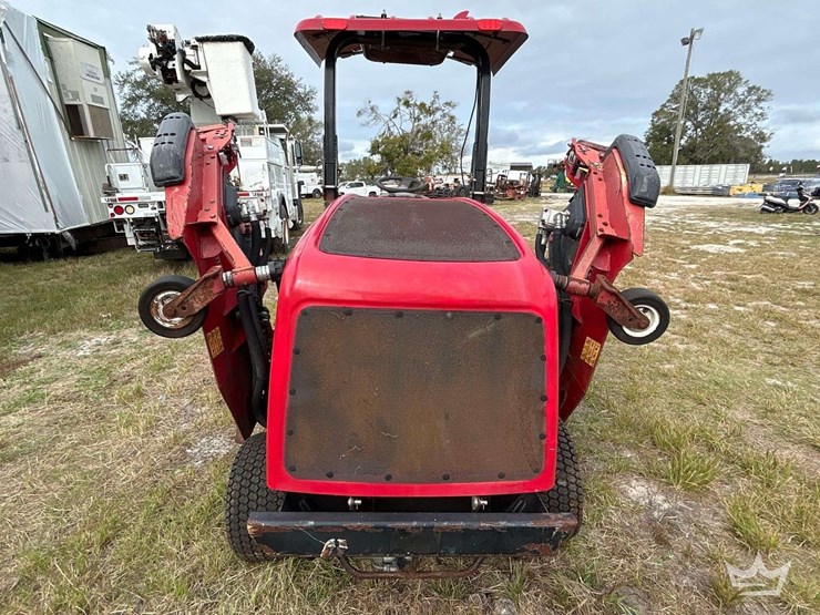 2018-toro-groundsmaster-4000d-image-19