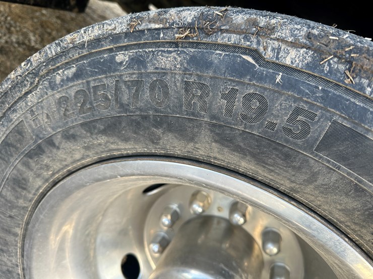 ford-f450-xl-image-5