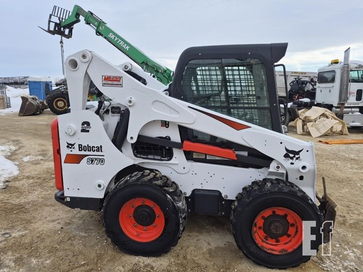 2022-bobcat-s770-image-5