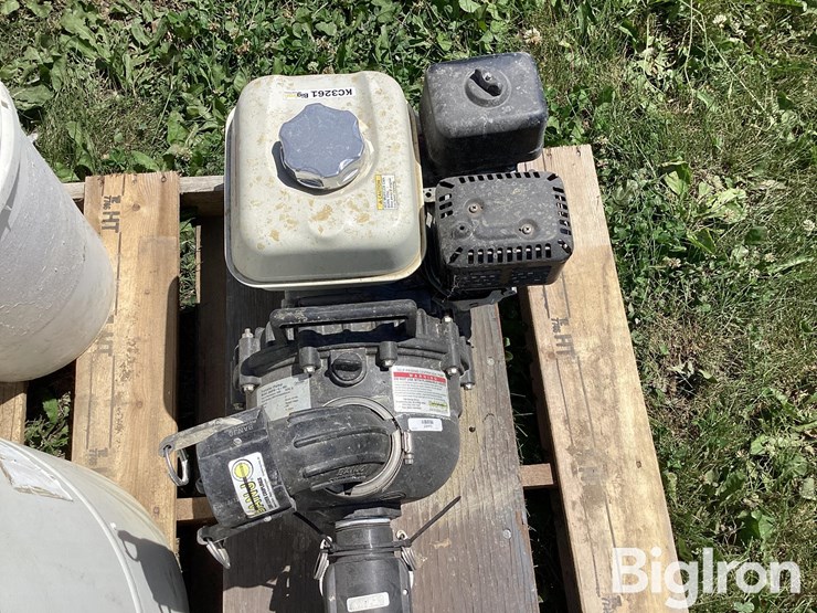 gas-engine-&-pump-w/-hoses-image-13