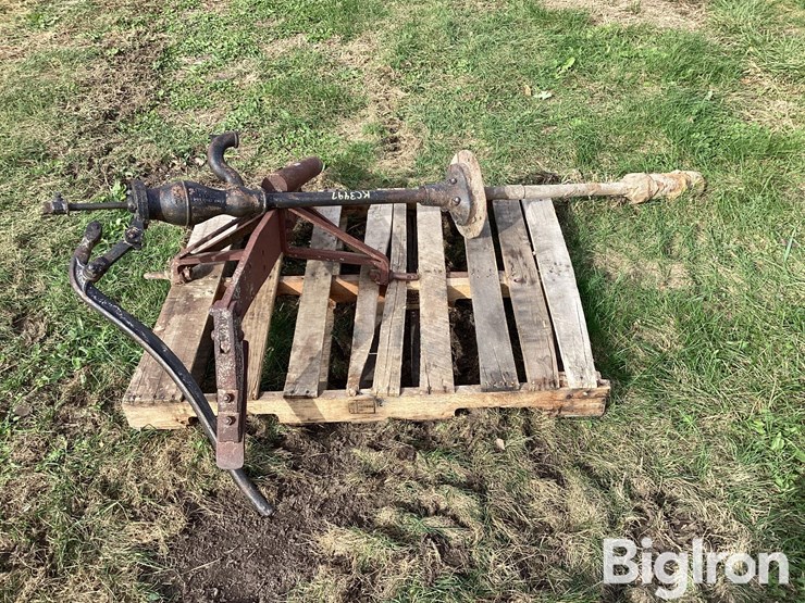 3-pt-ripper-&-antique-water-hydrant-image-7