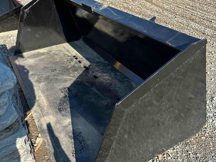 78”-snow-removal-quick-attach-bucket-image-1