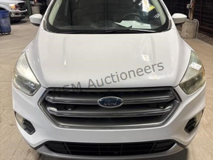 ford-escape-se-image-3