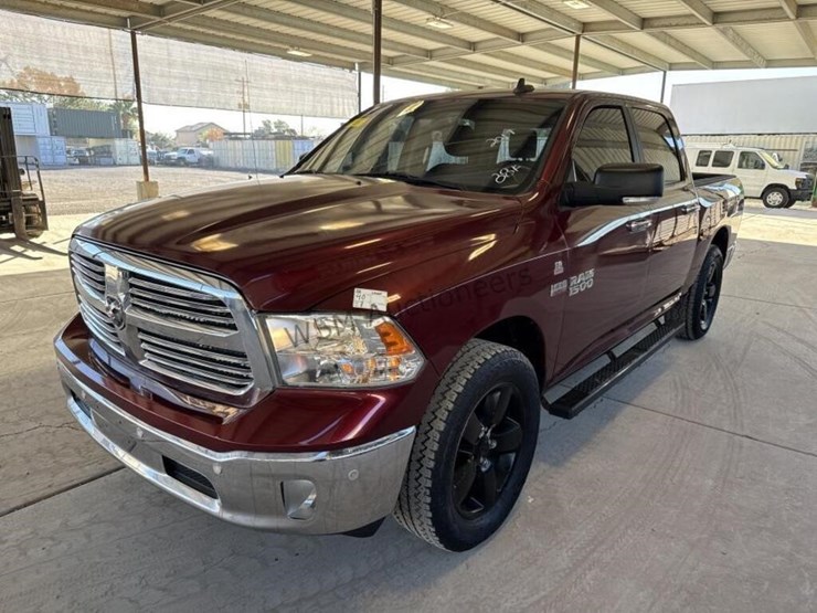 2017-ram-1500-lone-star-image-4