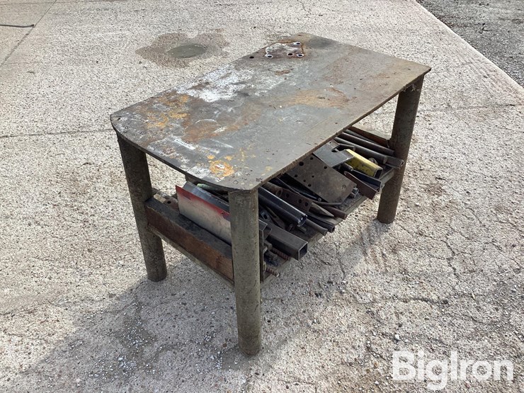 welding-bench-w/-extra-scrap-iron-image-7