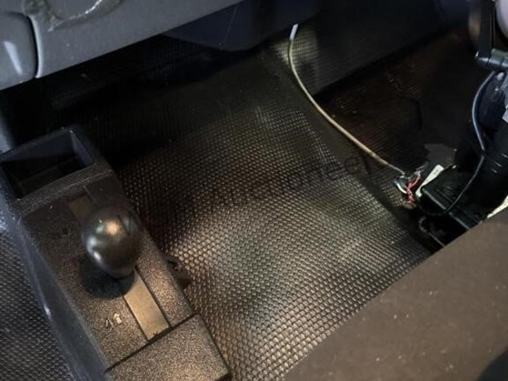 2009-chevrolet-silverado-1500-image-22