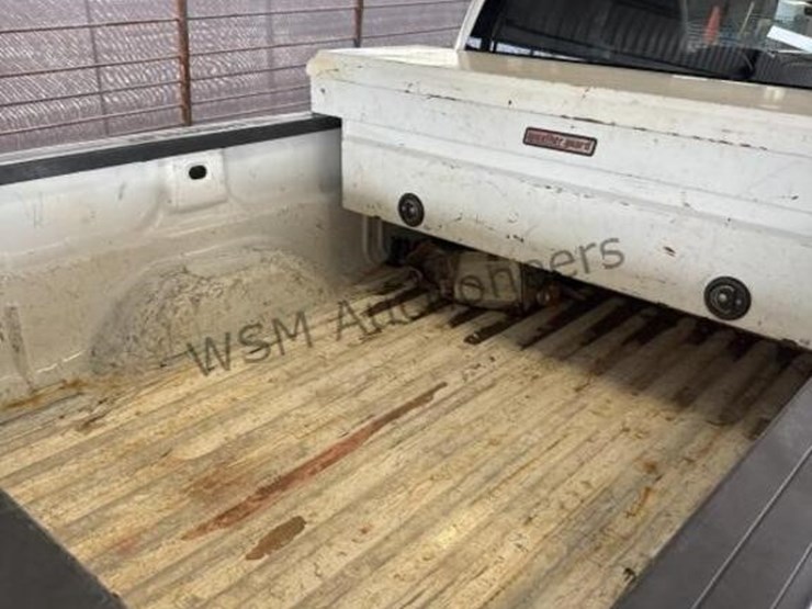 2019-chevrolet-silverado-1500-image-13