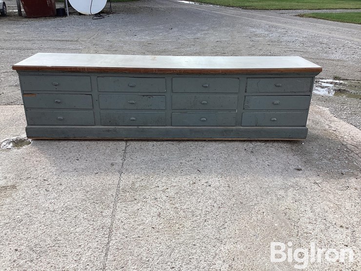 work-bench-w/-drawers-image-2