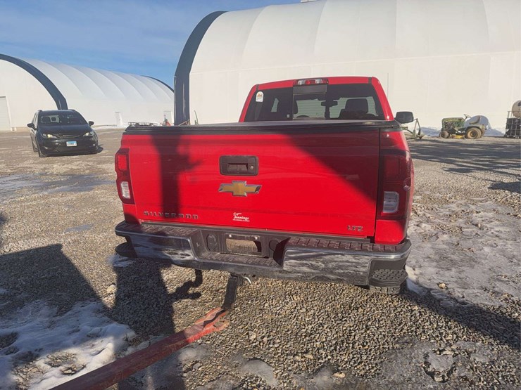 2016-chevrolet-silverado-1500-image-3