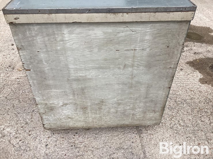 7-drawer-wooden-cabinet-image-16