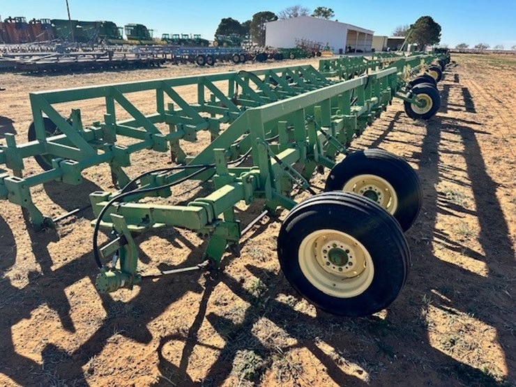 hamby-8-row-rodweeder-image-1