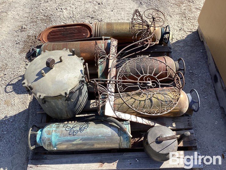 shop,-garage-&-household-goods-image-9