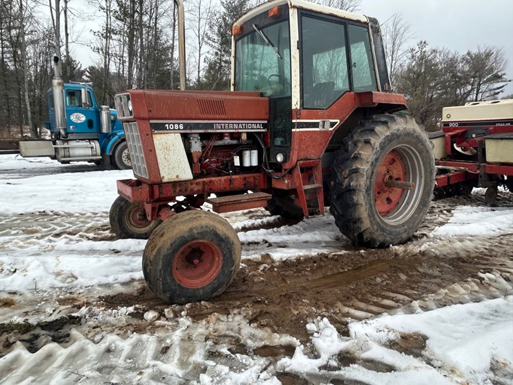 international-1086-image-2