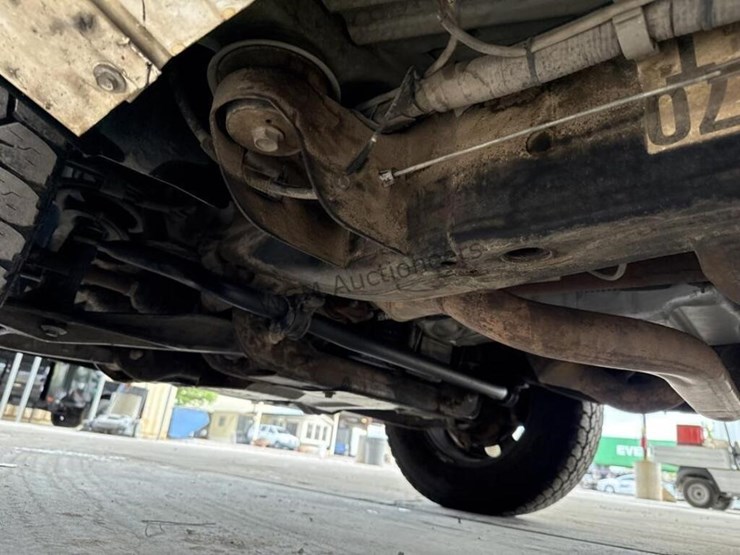 2009-chevrolet-silverado-1500-image-26