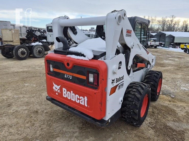 2022-bobcat-s770-image-9