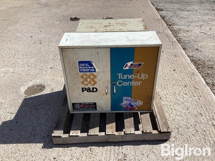 parts-cabinet-&-2-drawer-filing-cabinet-image-8