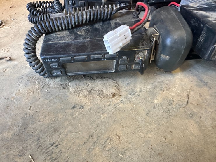 #35585-•-lot-of-(10)-kenwood-radio-transceivers-image-13