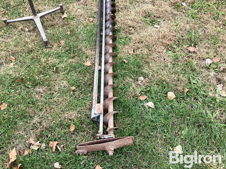 sweep-auger,-metal-saw-horses,-fan-image-11