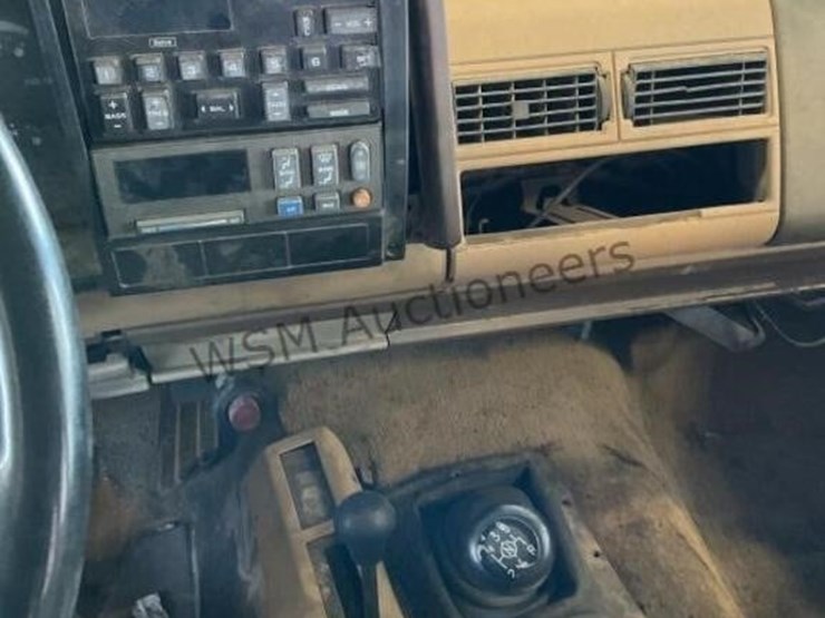 1988-chevrolet-2500-image-18